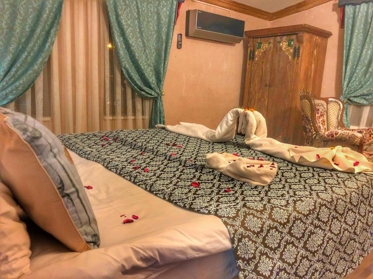 Mirzade Konak Hotel เกอเรเม ภายนอก รูปภาพ